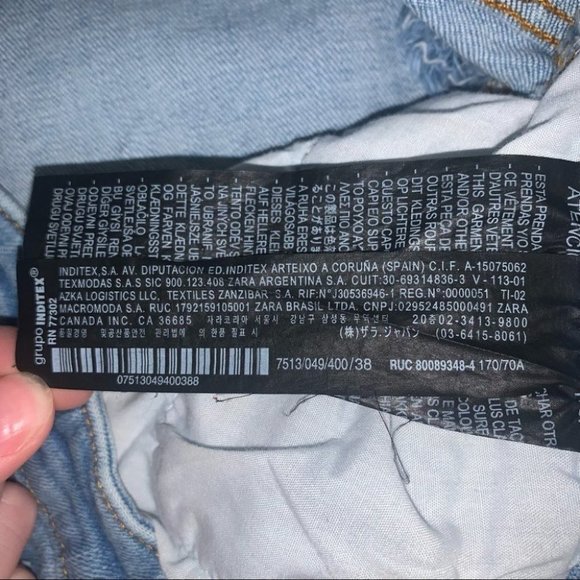 Zara Jeans Women’s  Size 6 US Light Wash Denim Distressed Skinny Cut Frayed Hem - Picture 8 of 9